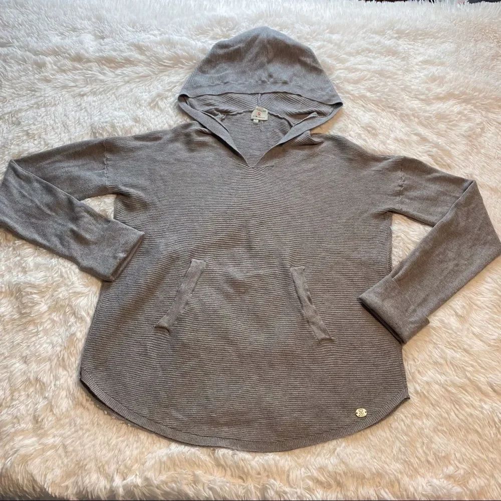 Athleisure by Sioni Gray Knit Hooded Top, Size Medium
